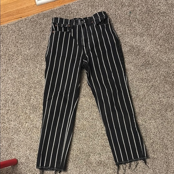 Abercrombie and ditch Black and White Striped raw hem Jeans - Picture 1 of 7